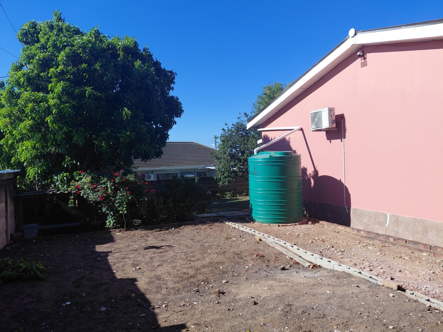 4 Bedroom Property for Sale in Bothasrus Eastern Cape